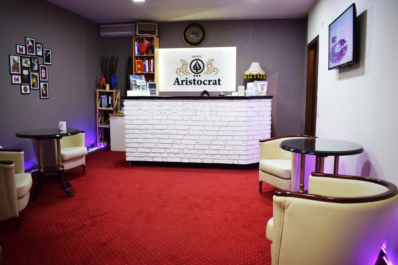 Hotel Aristocrat & Fish Restaurant Skopje Exterior photo